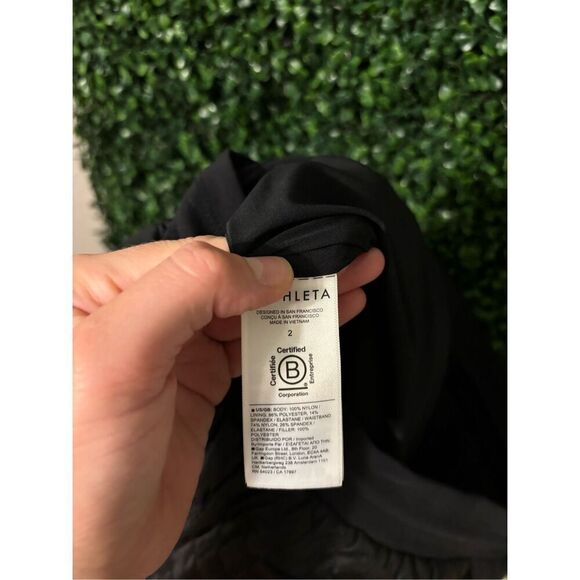 Athleta Apres Quilted Shorts Size 2 NWT - Picture 6 of 6